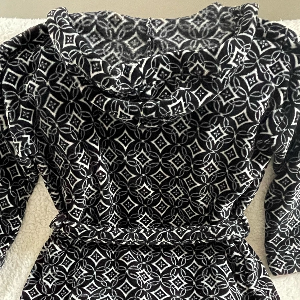 Vera Bradley Fleece Short/Mid-Length Robe - Picture 8 of 8